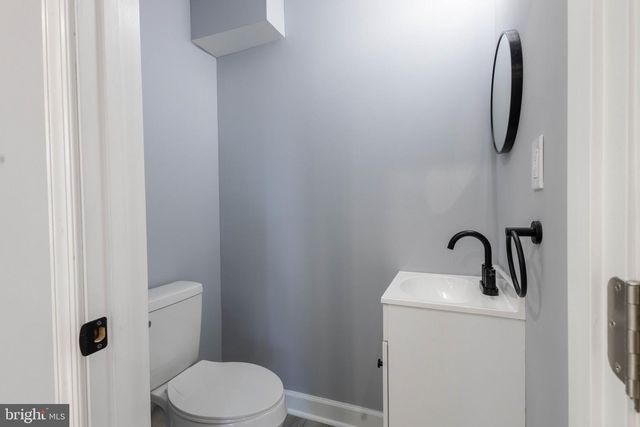 619 ALDERSHOT RD, Baltimore, MD 21229