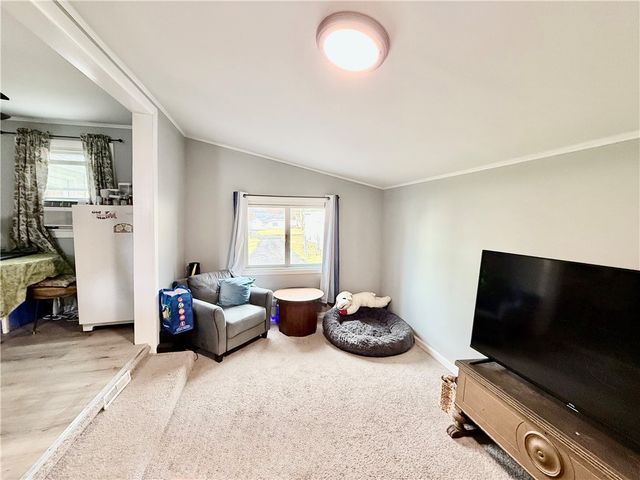 65 Worcester Road, Greece, NY 14616