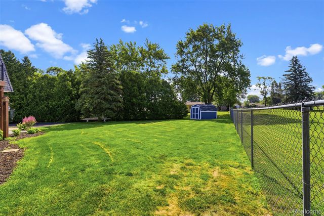 8612 Monroe Road, Vernon Village, MI 48429