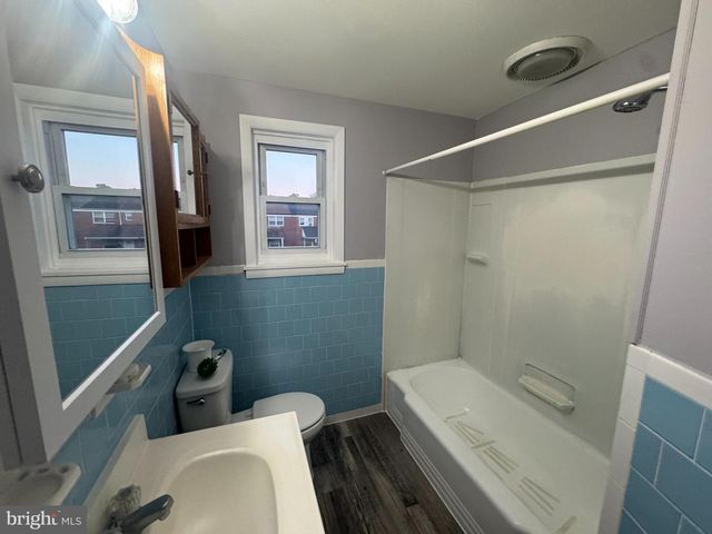 1022 FOXWOOD LN, Baltimore, MD 21221