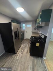 1022 FOXWOOD LN, Baltimore, MD 21221