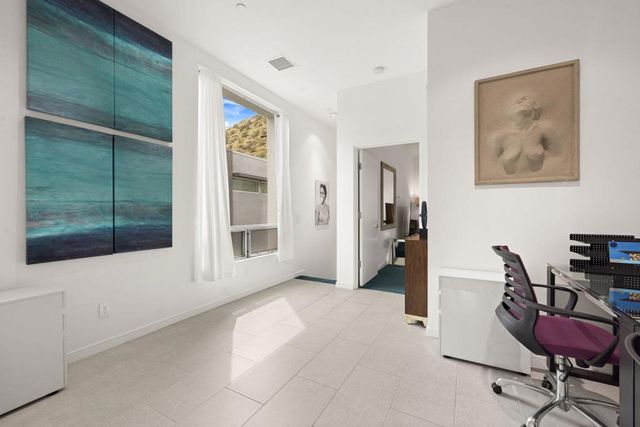 1201 Surrey Lane, Palm Springs, CA 92264