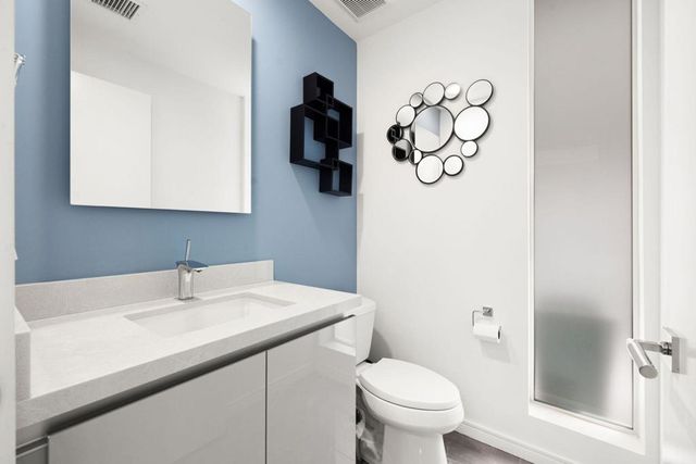 1201 Surrey Lane, Palm Springs, CA 92264