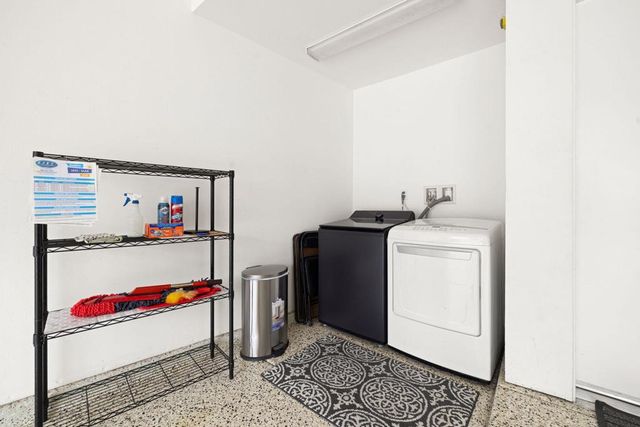 1201 Surrey Lane, Palm Springs, CA 92264