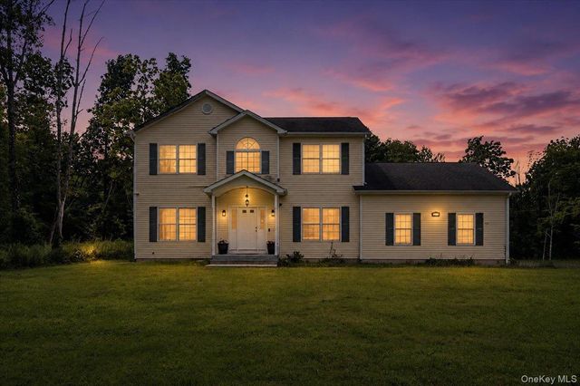 977 Mt Hope Road, Middletown, NY 10940