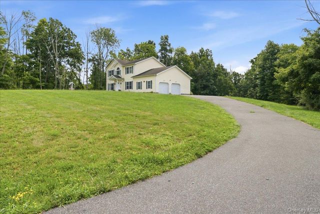 977 Mt Hope Road, Middletown, NY 10940