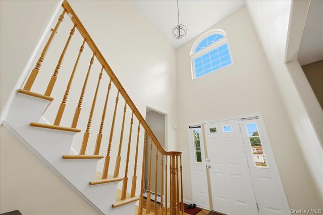 977 Mt Hope Road, Middletown, NY 10940