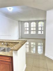 3001 NE 185th St 238, Aventura, FL 33180