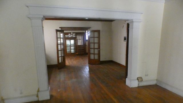 7916 S Elizabeth Street, Chicago, IL 60620