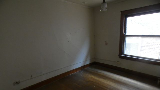 7916 S Elizabeth Street, Chicago, IL 60620