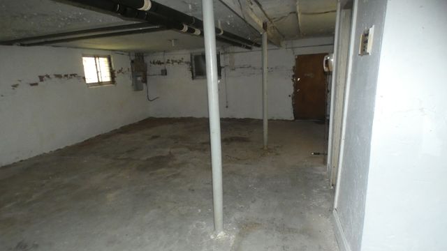 7916 S Elizabeth Street, Chicago, IL 60620
