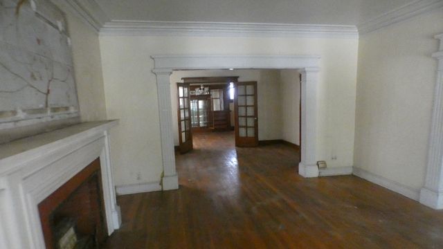 7916 S Elizabeth Street, Chicago, IL 60620
