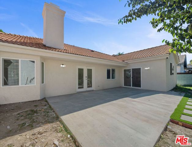 6243 Fallbrook Avenue, Woodland Hills (los Angeles), CA 91367