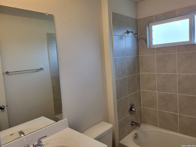 1543 Rocky Rise, San Antonio, TX 78245