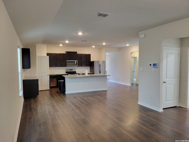 1543 Rocky Rise, San Antonio, TX 78245