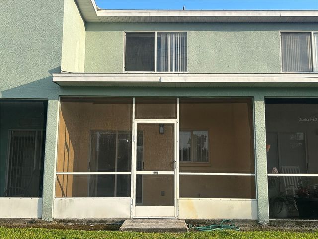 1727 FLUORSHIRE DRIVE, Brandon, FL 33511