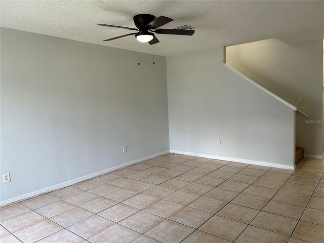 1727 FLUORSHIRE DRIVE, Brandon, FL 33511