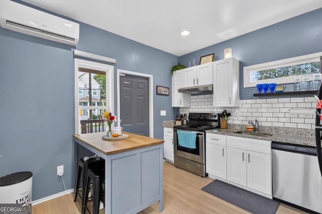523 Griffin Street NW, Atlanta, GA 30318