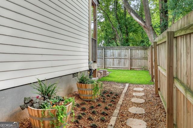 523 Griffin Street NW, Atlanta, GA 30318
