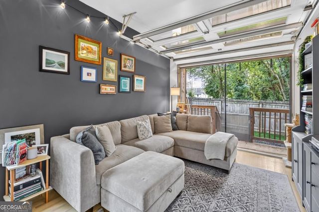 523 Griffin Street NW, Atlanta, GA 30318