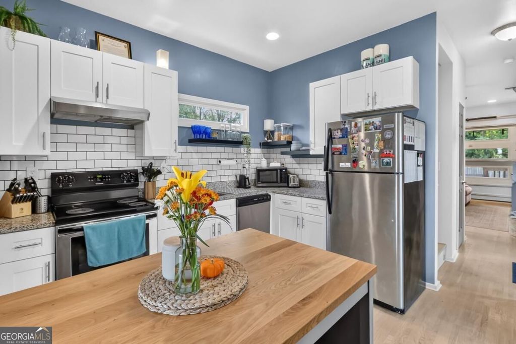 523 Griffin Street NW, Atlanta, GA 30318 — photo 4