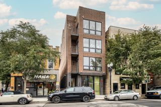 1313 W Taylor Street 2, Chicago, IL 60607