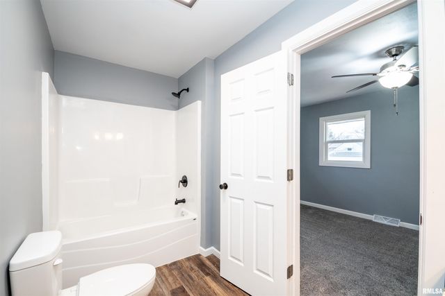 203 EATON Avenue, Bartonville, IL 61607