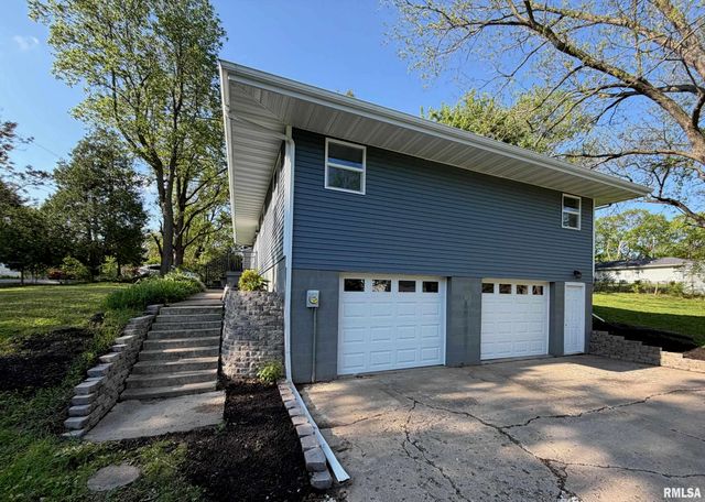 203 EATON Avenue, Bartonville, IL 61607