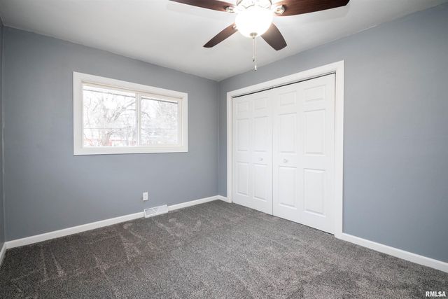 203 EATON Avenue, Bartonville, IL 61607