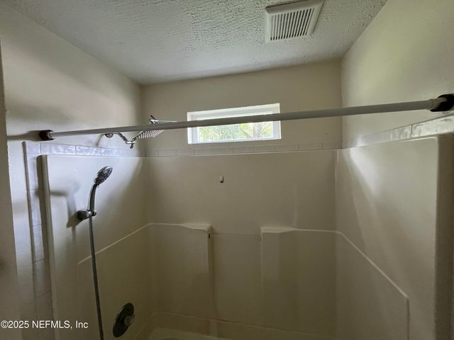 6986 SALLIE Avenue, Jacksonville, FL 32210