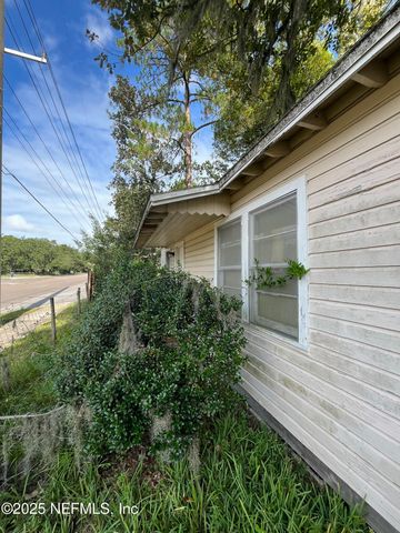 6986 SALLIE Avenue, Jacksonville, FL 32210