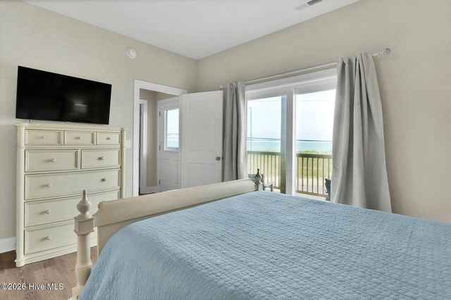 1111 New River Inlet Road, N Topsail Beach, NC 28460