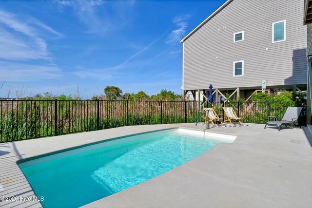 1111 New River Inlet Road, N Topsail Beach, NC 28460