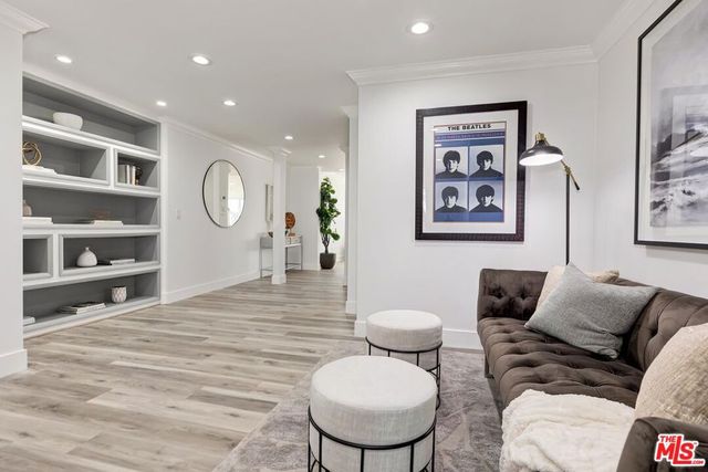 450 S Maple Drive 404, Beverly Hills, CA 90212