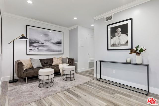 450 S Maple Drive 404, Beverly Hills, CA 90212