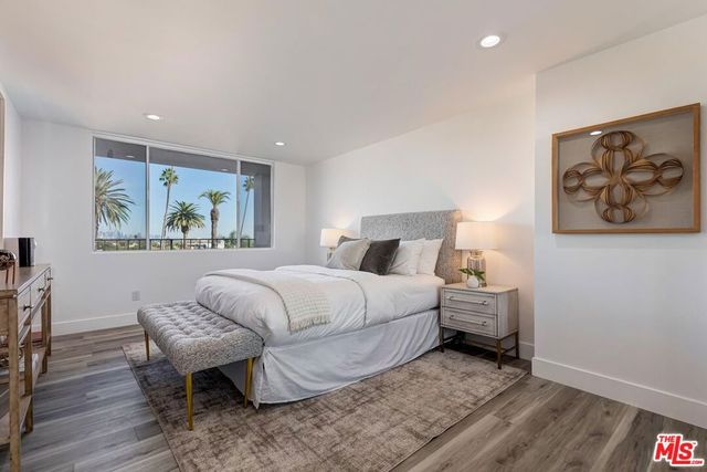 450 S Maple Drive 404, Beverly Hills, CA 90212