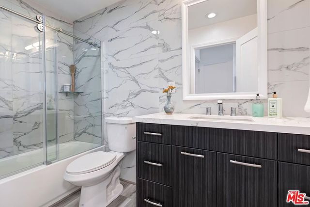 450 S Maple Drive 404, Beverly Hills, CA 90212