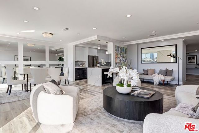 450 S Maple Drive 404, Beverly Hills, CA 90212