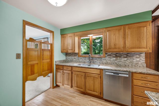 108 JULIAN Avenue, East Peoria, IL 61611