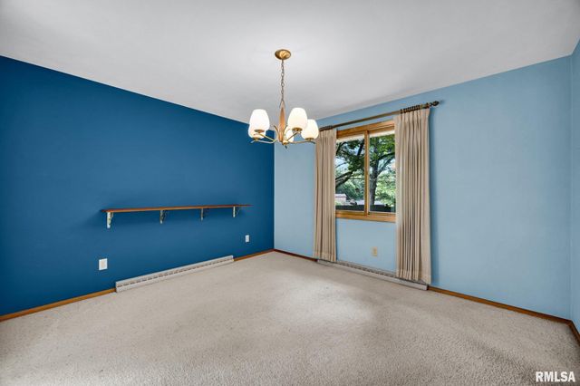 108 JULIAN Avenue, East Peoria, IL 61611
