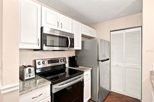 115 112TH AVENUE NE 307, St Petersburg, FL 33716