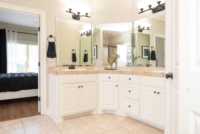 105 Bridgeton Way, Canton, MS 39046