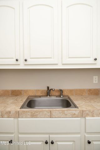 105 Bridgeton Way, Canton, MS 39046