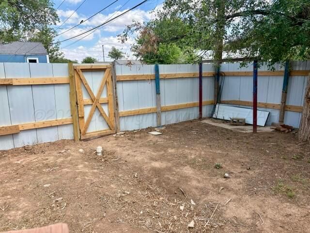 1600 N HIGHLAND Street, Amarillo, TX 79107