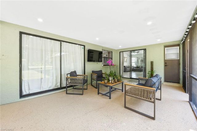 611 Henry AVE, Lehigh Acres, FL 33972