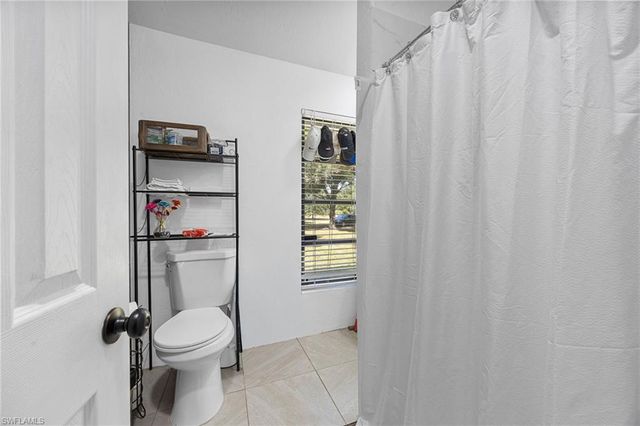 611 Henry AVE, Lehigh Acres, FL 33972