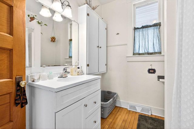 614 W 6TH STREET, Appleton, WI 54911