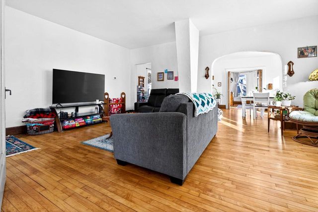 614 W 6TH STREET, Appleton, WI 54911