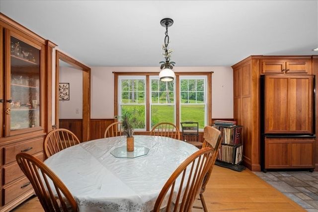 12 Mill Stone Rd, West Brookfield, MA 01585