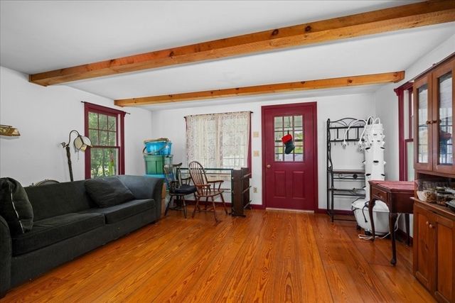 12 Mill Stone Rd, West Brookfield, MA 01585